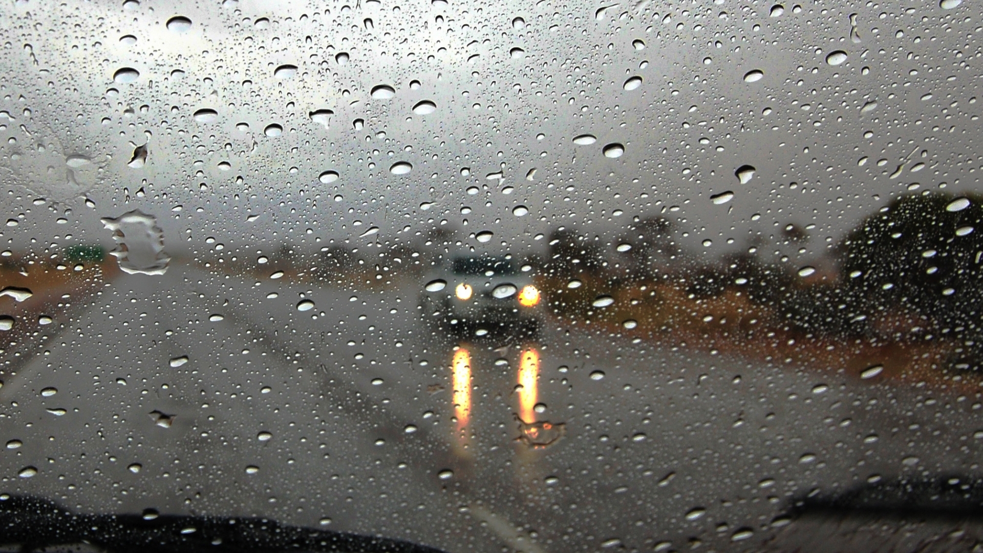 How to demist car windscreen Quickly