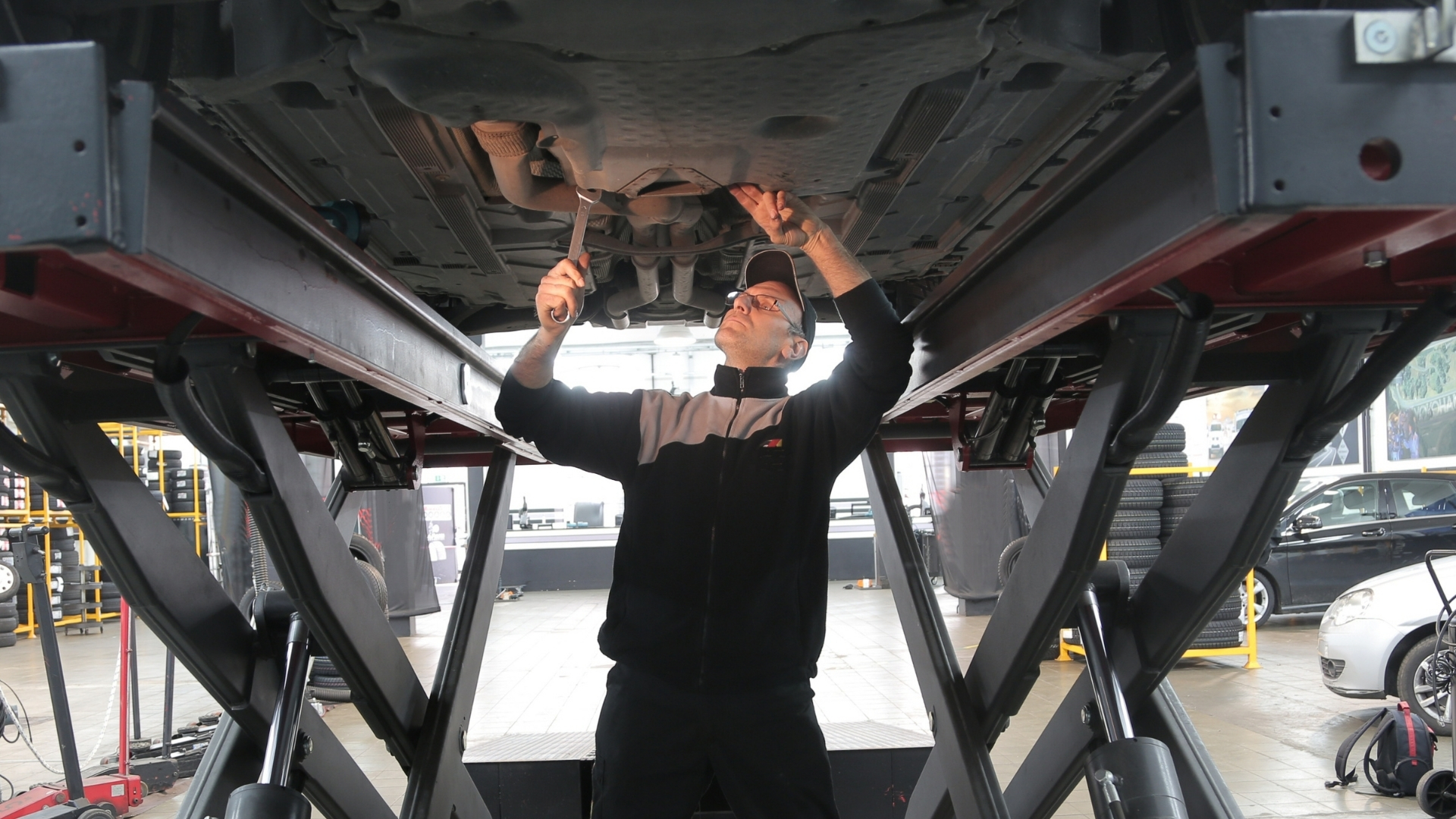 Oil leaks in cars