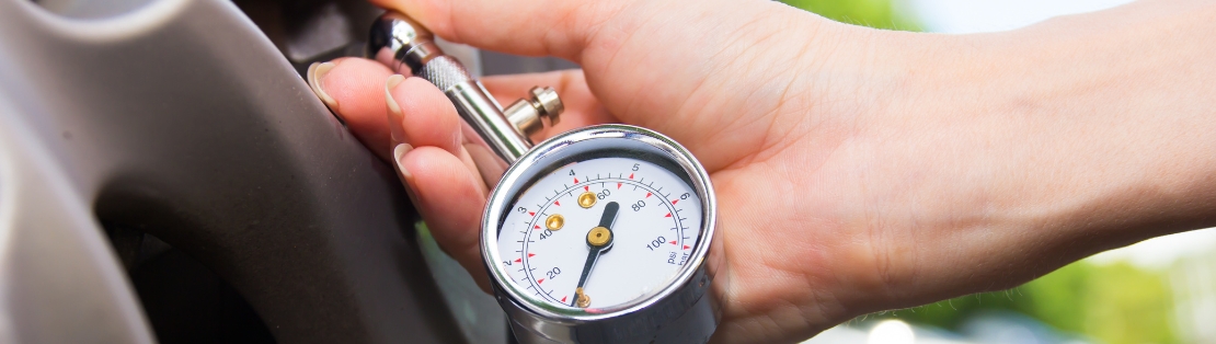 Checking Car Tyre Pressure